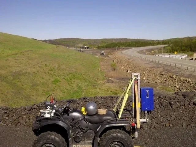 Illustrative image of Seismic tomography (refraction/reflection) in Gatineau